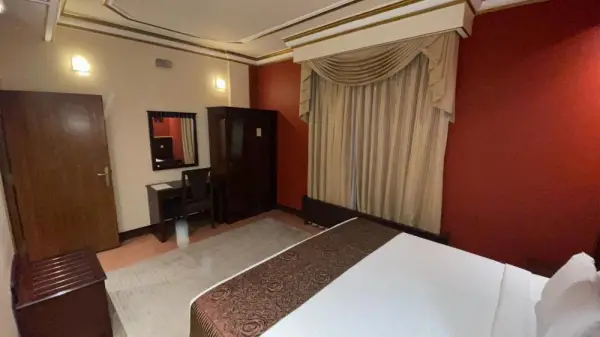 Al Mansour Grand Hotel 9